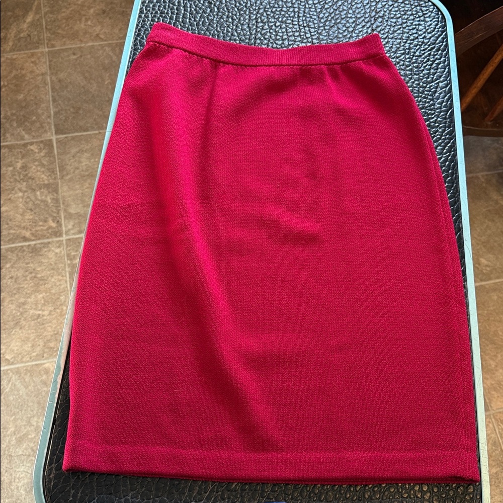 St. John Collection by Marie Gray Dark Red Knit Skirt